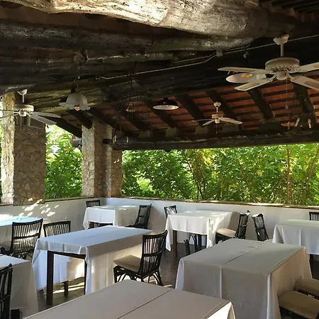 Mas Pau Hotel 4*