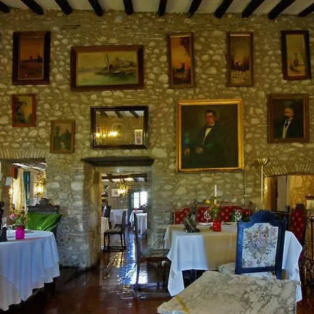Mas Pau Hotel 4*