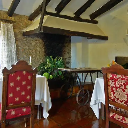 Mas Pau Hotel 4*