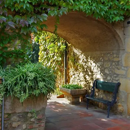 Mas Pau Hotel Avinyonet de Puigventos